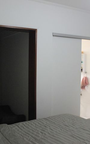 Casa à venda com 242m², 4 quartos e 4 vagasSuíte 2