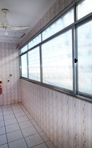 Apartamento à venda com 79m², 3 quartos e 1 vagaÁrea de Serviço