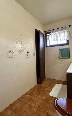 Casa para alugar com 391m², 5 quartos e 3 vagas Casa para alugar com 391m², 5 quartos e 3 vagasBanheiro suíte