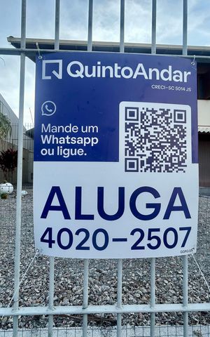 Casa para alugar com 391m², 5 quartos e 3 vagas Casa para alugar com 391m², 5 quartos e 3 vagasPlaca