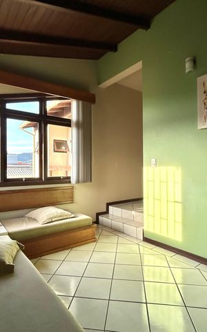 Casa para alugar com 391m², 5 quartos e 3 vagas Casa para alugar com 391m², 5 quartos e 3 vagasSala 4