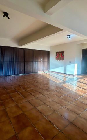 Casa para alugar com 391m², 5 quartos e 3 vagas Casa para alugar com 391m², 5 quartos e 3 vagasGaragem