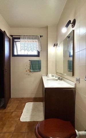 Casa para alugar com 391m², 5 quartos e 3 vagas Casa para alugar com 391m², 5 quartos e 3 vagasBanheiro suíte