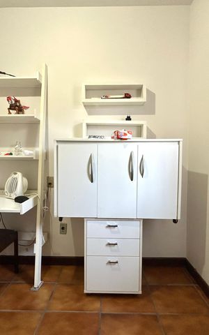 Casa para alugar com 391m², 5 quartos e 3 vagas Casa para alugar com 391m², 5 quartos e 3 vagasQuarto da área de serviço