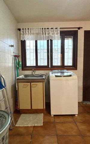 Casa para alugar com 391m², 5 quartos e 3 vagas Casa para alugar com 391m², 5 quartos e 3 vagasÁrea de Serviço