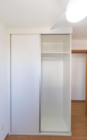 Apartamento à venda com 43m², 2 quartos e 1 vaga Apartamento à venda com 43m², 2 quartos e 1 vagaQuarto 01 - Armário