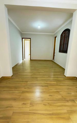Casa à venda com 125m², 3 quartos e 2 vagas Casa à venda com 125m², 3 quartos e 2 vagasQuarto