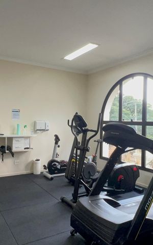 Apartamento à venda com 165m², 4 quartos e 3 vagas Apartamento à venda com 165m², 4 quartos e 3 vagasAcademia
