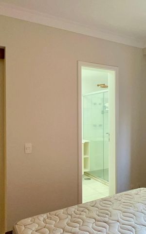 Apartamento à venda com 165m², 4 quartos e 3 vagas Apartamento à venda com 165m², 4 quartos e 3 vagasSuíte 2