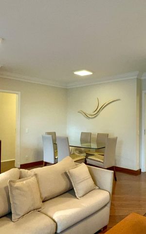 Apartamento à venda com 165m², 4 quartos e 3 vagas Apartamento à venda com 165m², 4 quartos e 3 vagasSala