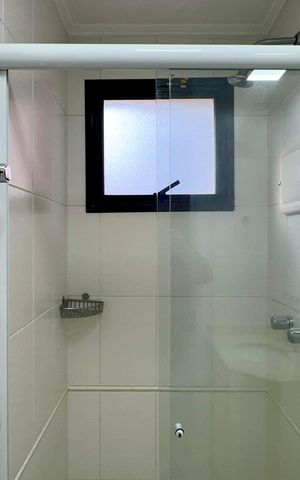 Apartamento à venda com 165m², 4 quartos e 3 vagas Apartamento à venda com 165m², 4 quartos e 3 vagasBanheiro da Suíte 1