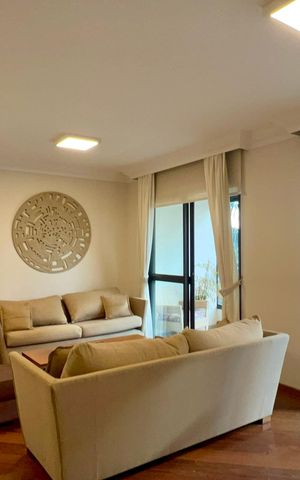 Apartamento à venda com 165m², 4 quartos e 3 vagas Apartamento à venda com 165m², 4 quartos e 3 vagasSala