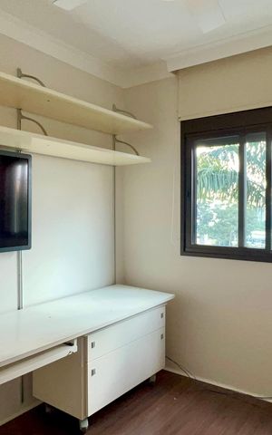Apartamento à venda com 165m², 4 quartos e 3 vagas Apartamento à venda com 165m², 4 quartos e 3 vagasQuarto 1