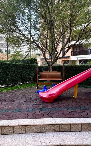 Apartamento à venda com 165m², 4 quartos e 3 vagas Apartamento à venda com 165m², 4 quartos e 3 vagasPlayground
