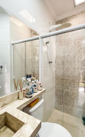 Casa à venda com 68m², 2 quartos e 2 vagas Casa à venda com 68m², 2 quartos e 2 vagasBanheiro da Suíte 2
