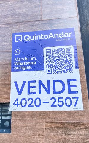 Casa à venda com 68m², 2 quartos e 2 vagas Casa à venda com 68m², 2 quartos e 2 vagasPlaca