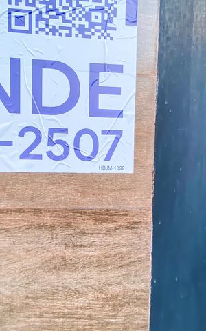 Casa à venda com 68m², 2 quartos e 2 vagas Casa à venda com 68m², 2 quartos e 2 vagasPlaca
