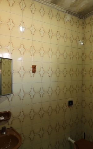 Casa à venda com 200m², 2 quartos e 2 vagasBanheiro