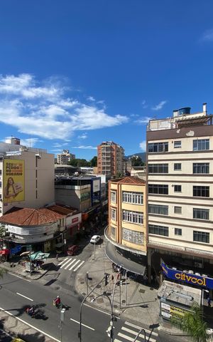 Apartamento à venda com 101m², 3 quartos e sem vaga