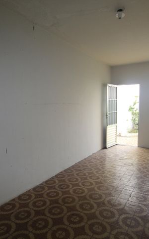 Casa à venda com 220m², 5 quartos e 4 vagasEdícula