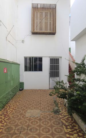 Casa à venda com 220m², 5 quartos e 4 vagasÁrea externa