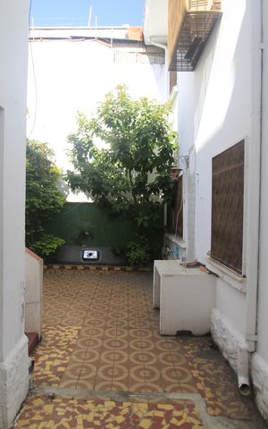 Casa à venda com 220m², 5 quartos e 4 vagasÁrea externa