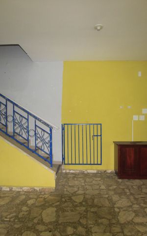 Casa à venda com 220m², 5 quartos e 4 vagasSala
