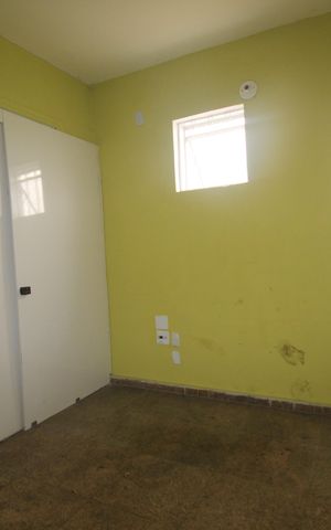 Casa à venda com 220m², 5 quartos e 4 vagasSala
