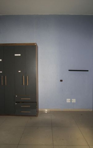 Casa à venda com 220m², 5 quartos e 4 vagasQuarto 2