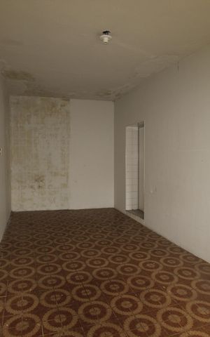 Casa à venda com 220m², 5 quartos e 4 vagasEdícula