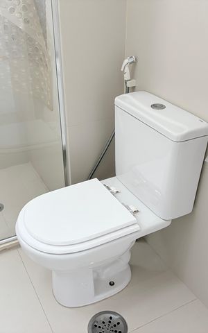 Apartamento à venda com 180m², 4 quartos e 3 vagasBanheiro da Suíte 1