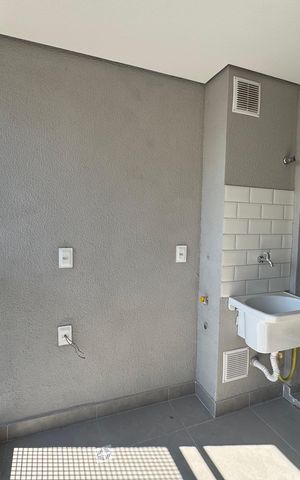 Apartamento à venda com 38m², 2 quartos e 1 vaga Apartamento à venda com 38m², 2 quartos e 1 vagaSacada