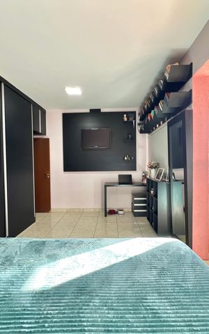 Casa à venda com 320m², 3 quartos e 3 vagas Casa à venda com 320m², 3 quartos e 3 vagasQuarto Suíte