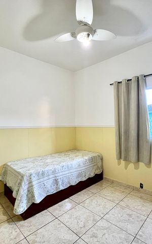 Casa à venda com 320m², 3 quartos e 3 vagas Casa à venda com 320m², 3 quartos e 3 vagasQuarto 2