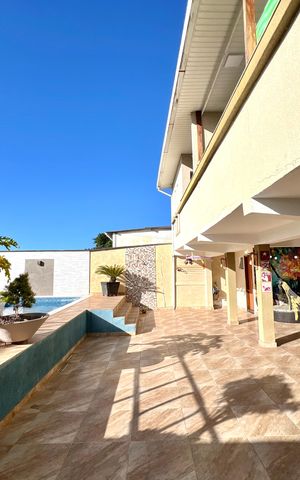 Casa à venda com 320m², 3 quartos e 3 vagas Casa à venda com 320m², 3 quartos e 3 vagasEspaço Gourmet