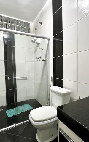 Casa à venda com 320m², 3 quartos e 3 vagas Casa à venda com 320m², 3 quartos e 3 vagasBanheiro Social