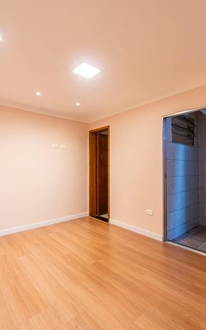 Casa à venda com 104m², 3 quartos e 2 vagas Casa à venda com 104m², 3 quartos e 2 vagasQuarto 3
