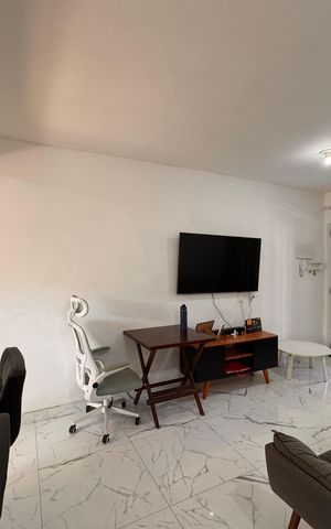Casa de condomínio à venda com 60m², 2 quartos e sem vaga Casa de condomínio à venda com 60m², 2 quartos e sem vagaSala