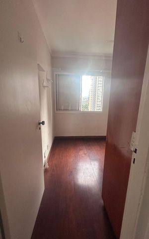 Apartamento à venda com 75m², 3 quartos e 2 vagas Apartamento à venda com 75m², 3 quartos e 2 vagasQuarto