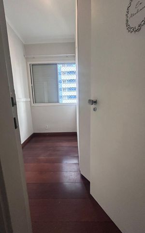 Apartamento à venda com 75m², 3 quartos e 2 vagas Apartamento à venda com 75m², 3 quartos e 2 vagasQuarto