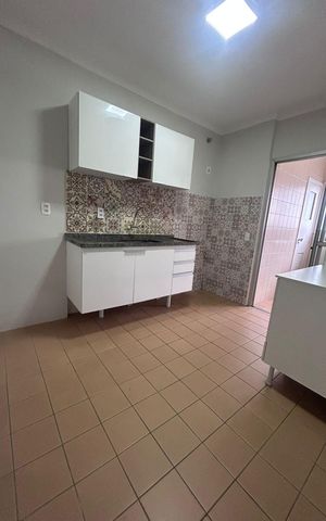 Apartamento à venda com 75m², 3 quartos e 2 vagas Apartamento à venda com 75m², 3 quartos e 2 vagasCozinha