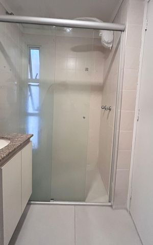 Apartamento à venda com 75m², 3 quartos e 2 vagas Apartamento à venda com 75m², 3 quartos e 2 vagasBanheiro
