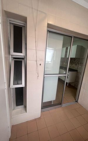 Apartamento à venda com 75m², 3 quartos e 2 vagas Apartamento à venda com 75m², 3 quartos e 2 vagasVaranda