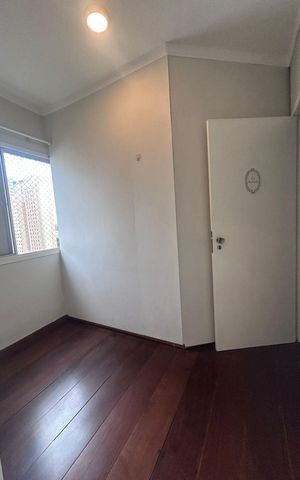 Apartamento à venda com 75m², 3 quartos e 2 vagas Apartamento à venda com 75m², 3 quartos e 2 vagasQuarto