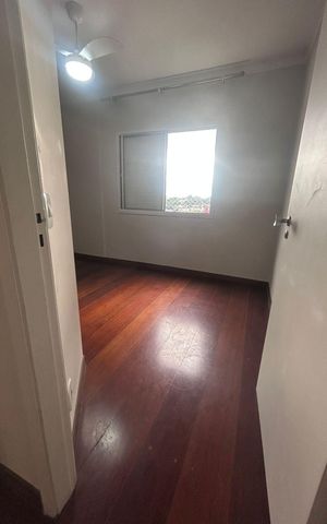 Apartamento à venda com 75m², 3 quartos e 2 vagas Apartamento à venda com 75m², 3 quartos e 2 vagasQuarto