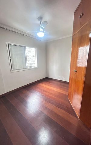 Apartamento à venda com 75m², 3 quartos e 2 vagas Apartamento à venda com 75m², 3 quartos e 2 vagasQuarto