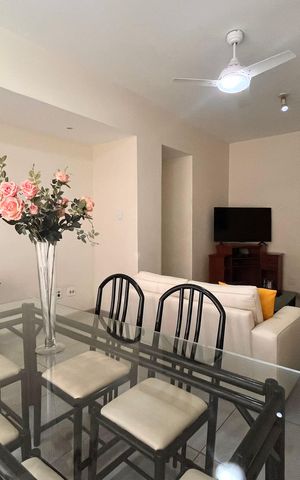 Apartamento à venda com 90m², 3 quartos e sem vaga Apartamento à venda com 90m², 3 quartos e sem vagaSala