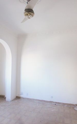 Apartamento à venda com 80m², 3 quartos e sem vagaSala
