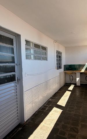 Casa para alugar com 52m², 2 quartos e 1 vagaVaranda