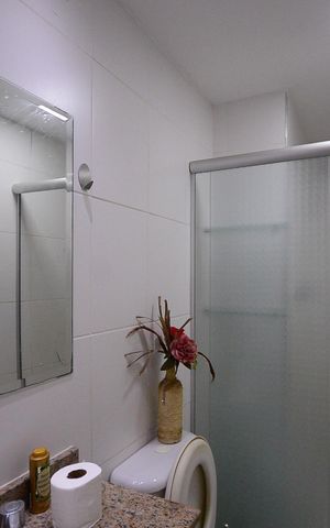Apartamento à venda com 69m², 3 quartos e 2 vagas Apartamento à venda com 69m², 3 quartos e 2 vagasBanheiro Social
